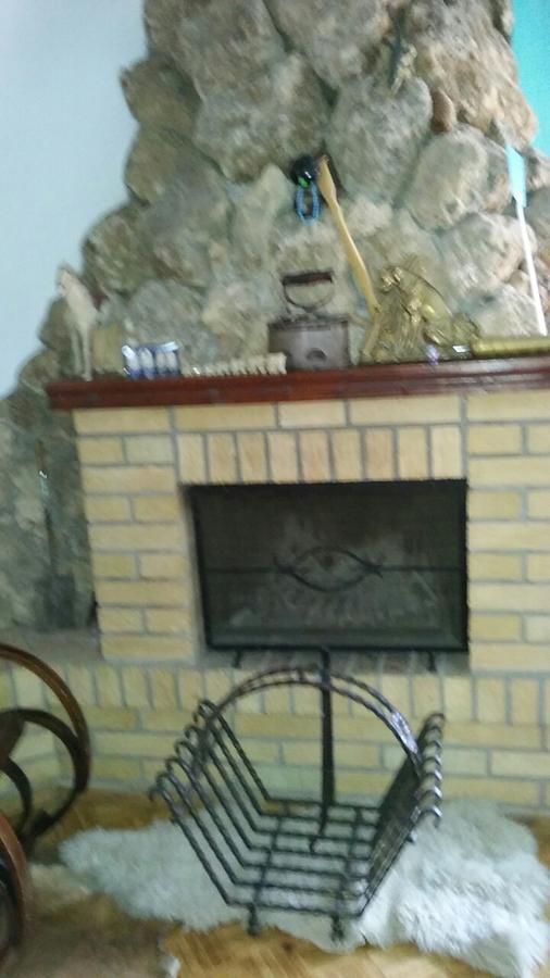 Vila De Turist Nova Varos Luaran gambar